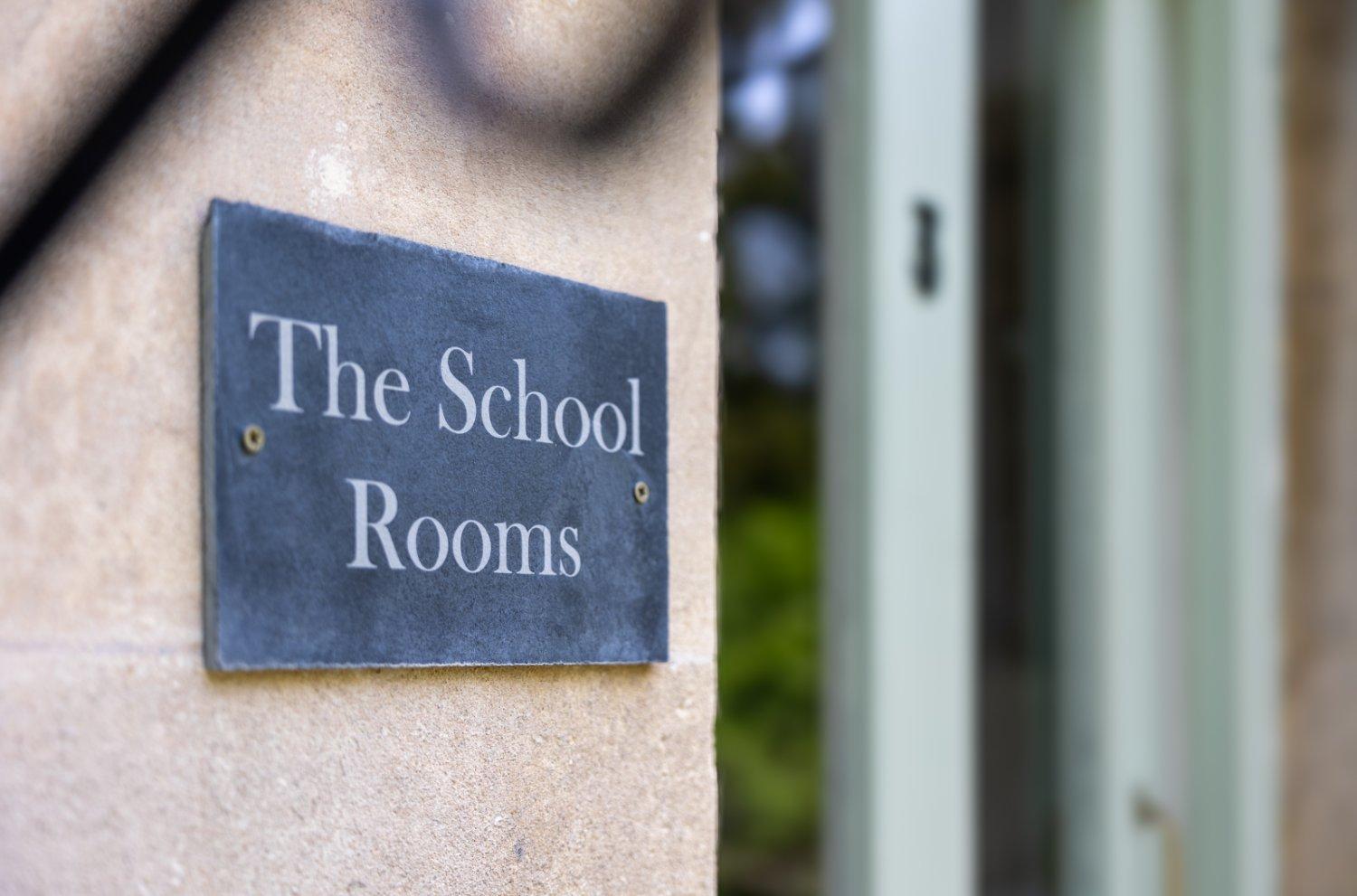 The Old School Rooms Beautiful Georgian Apartment, Sleeps 12 With Wifi And Parking, Near Bath Box  Exterior foto