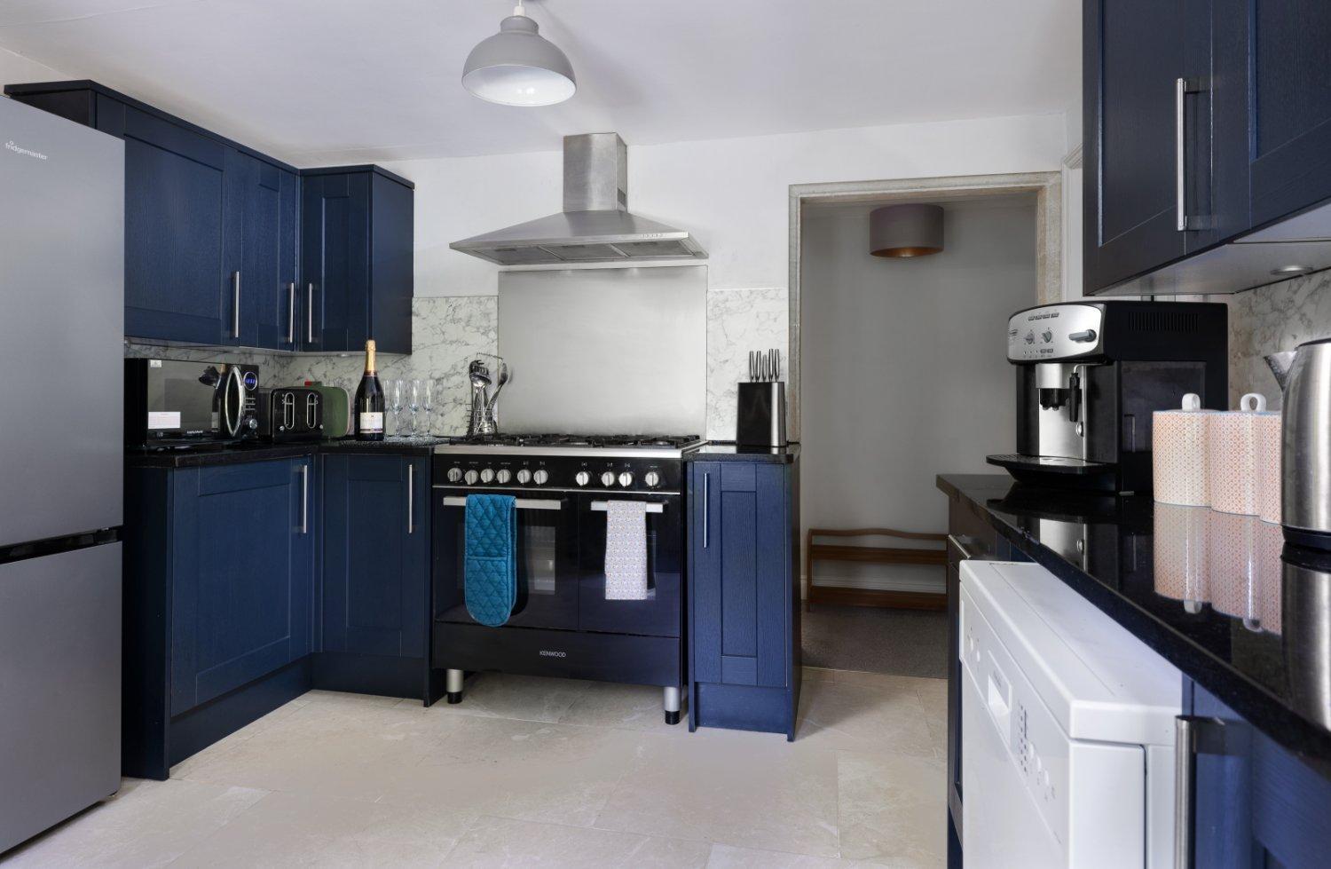 The Old School Rooms Beautiful Georgian Apartment, Sleeps 12 With Wifi And Parking, Near Bath Box  Exterior foto